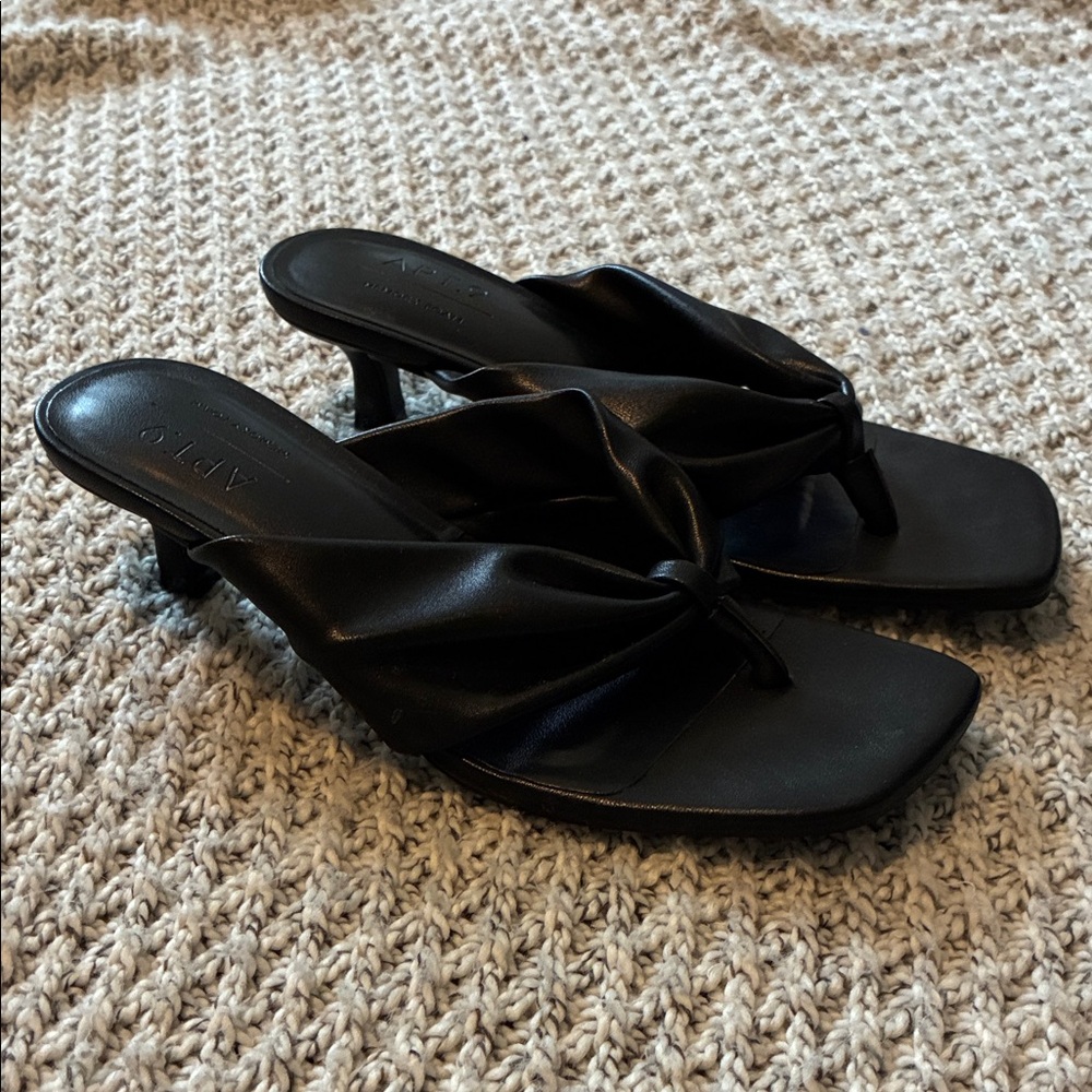 Apt. 9 Black Kitten Heel Sandals